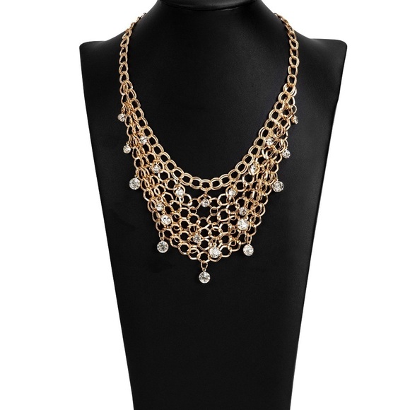 Stunning Gold Chain Layered Statement Fashion Necklace & Earring Set - Picture 2 of 5